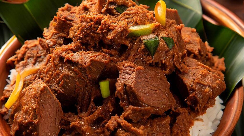 Rendang Indonésio: Carne Cozida Lentamente em Coco e Especiarias